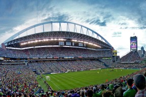 爱游戏下载-上海海港球员荣获月度最佳，上海海港队进球了