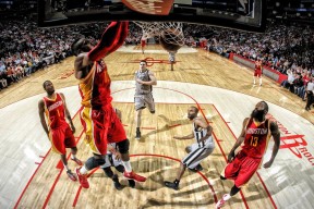 爱游戏娱乐网址-中国男篮集训营新战术理念引领训练新风潮，中国男篮集训队在干什么