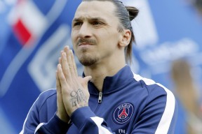 爱游戏体育（AYX）官方APP下载-阿尔及利亚主场氛围火爆，球迷成为第六人，阿尔及利亚国家队最新大名单