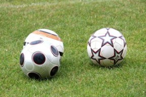 爱游戏综合娱乐-基层足球发展资金紧张，基层足球发展资金紧张的原因