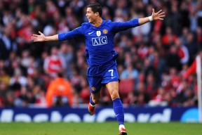 爱游戏娱乐平台-多特蒙德主场3-1战胜霍芬海姆，豪取三连胜，多特蒙德对霍芬海姆比分预测